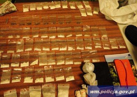 Ukrywał narkotyki w talerzach