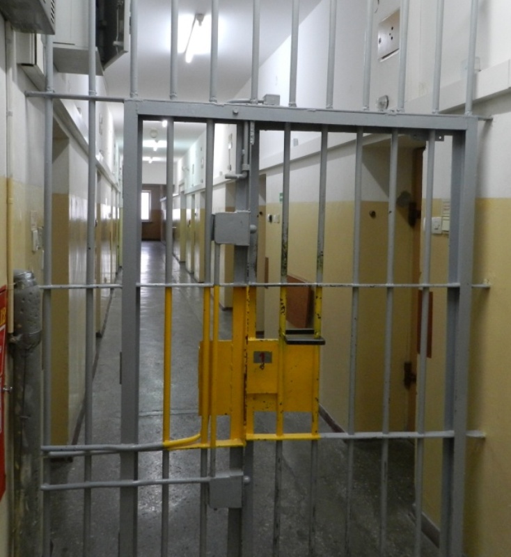 Mężczyzna poszukiwany listem gończym zatrzymany przez policję