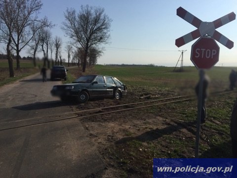 Zderzenie poloneza z drezyną