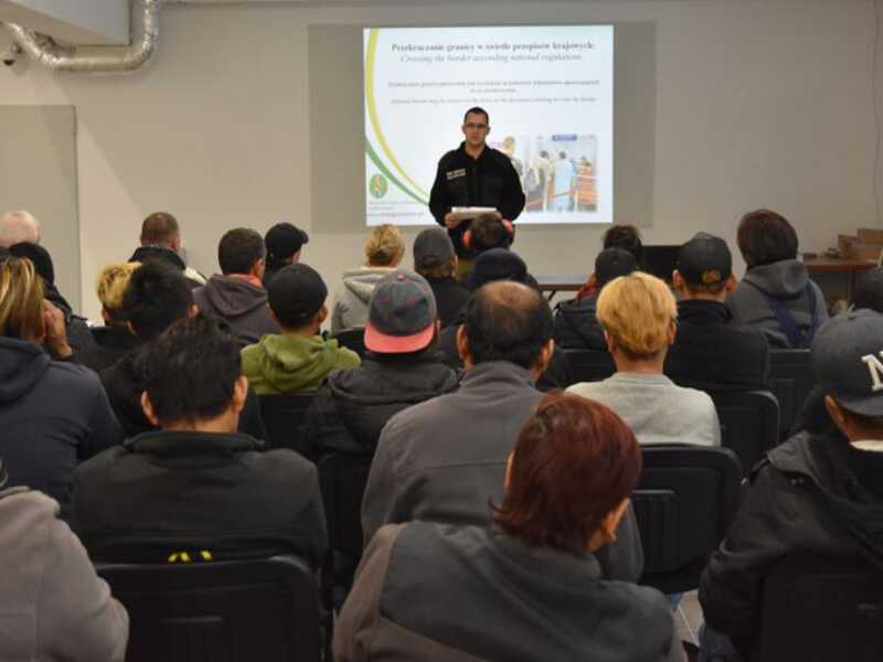 Pracownicy z Białorusi, Indonezji i Ukrainy spotkali się z funkcjonariuszami Straży Granicznej