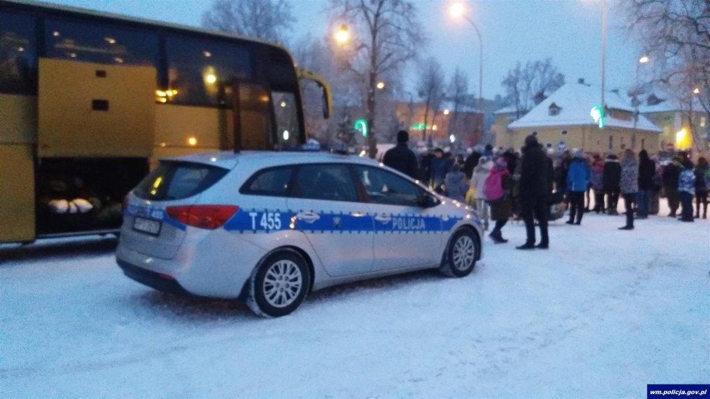 Kontrole autobusów przed wyjazdami na ferie. Jak zgłosić pojazd do kontroli?