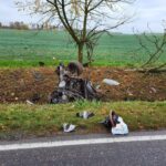 Śmiertelny wypadek na trasie Giżycko-Miłki. Nie żyje 47-letni kierowca alfa romeo (12)