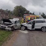 Skodą uderzył w volvo. Kierowca z urazem kręgosłupa trafił do szpitala (1)