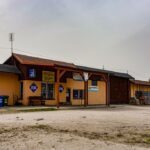 Obiekt handlowo-magazynowy na sprzedaż (2)