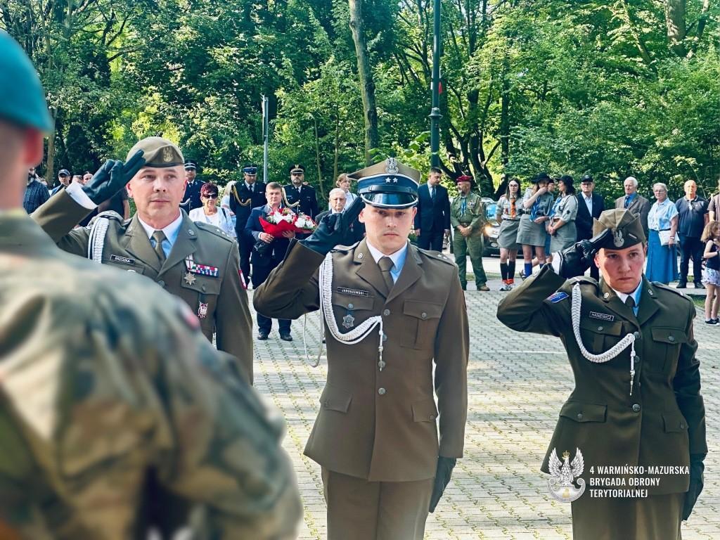 Giżyccy terytorialsi uczcili pamięć bohaterów Powstania Warszawskiego