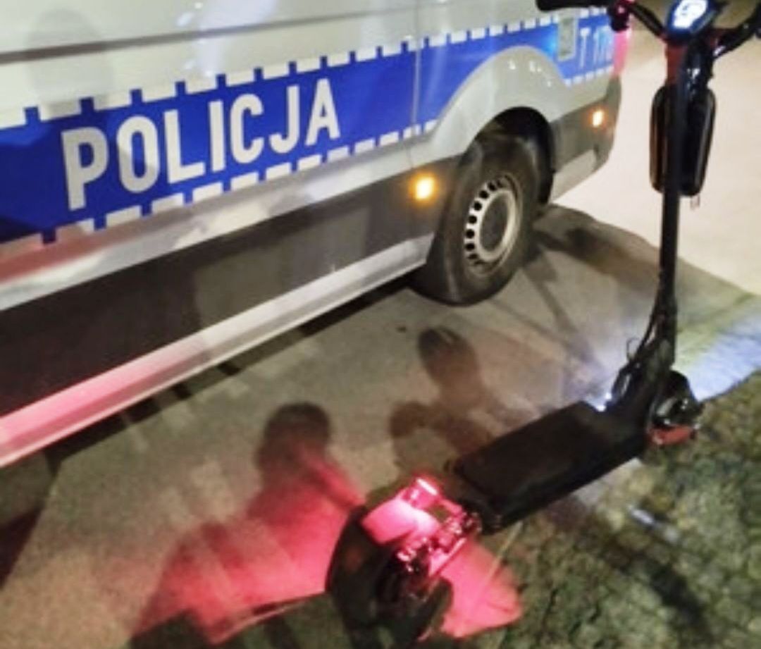 Poważny wypadek dwóch 15-latek na hulajnodze w Giżycku. Interweniował śmigłowiec LPR