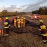 Strażacy gasili płonący ciągnik (2)