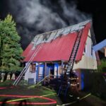 Pożar domku letniskowego w Gutach (1)