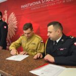 Złożyli ślubowanie. Nowi strażacy w szeregach KPPSP Giżycko (2)