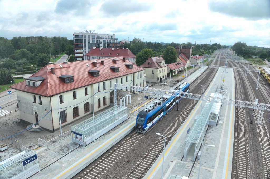Kolejowy rok na Warmii i Mazurach z wyższym standardem podróżowania pociągami