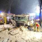 Wypadek samochodu ciężarowego w Konopkach Małych (1)