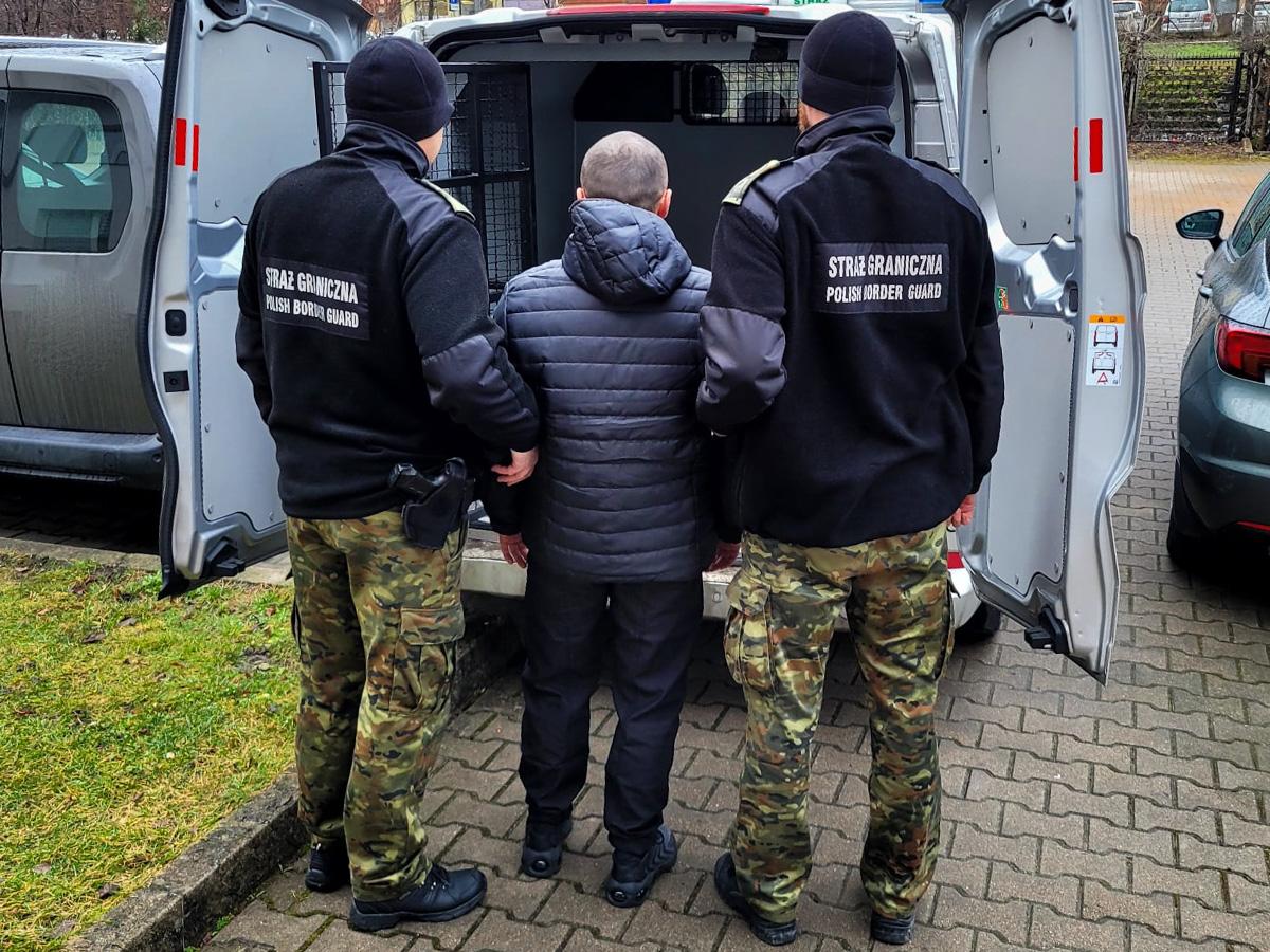 Złamali prawo. Cudzoziemcy musieli opuścić Polskę