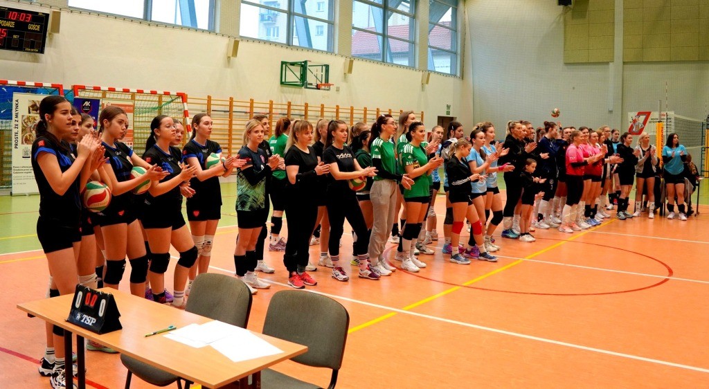 Siatkarskie emocje i wielkie serca. III Zimowy Atomówkowy Turniej Piłki Siatkowej Kobiet już 24 stycznia w Giżycku