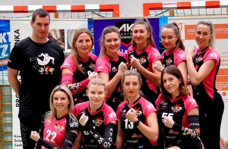 Siatkarskie emocje i wielkie serca. III Zimowy Atomówkowy Turniej Piłki Siatkowej Kobiet już 24 stycznia w Giżycku