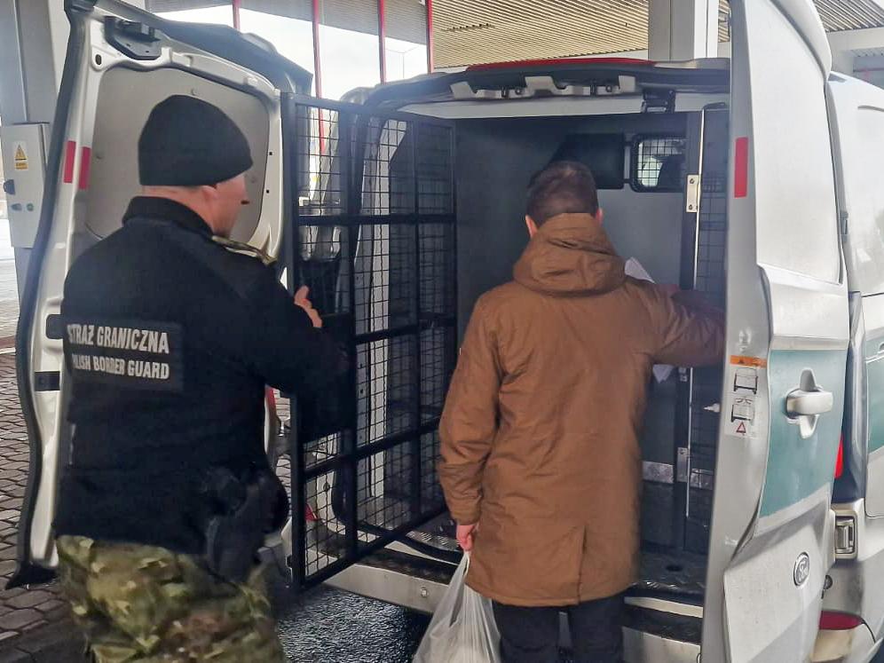 Skazani obywatele Ukrainy zobowiązani do opuszczenia Polski