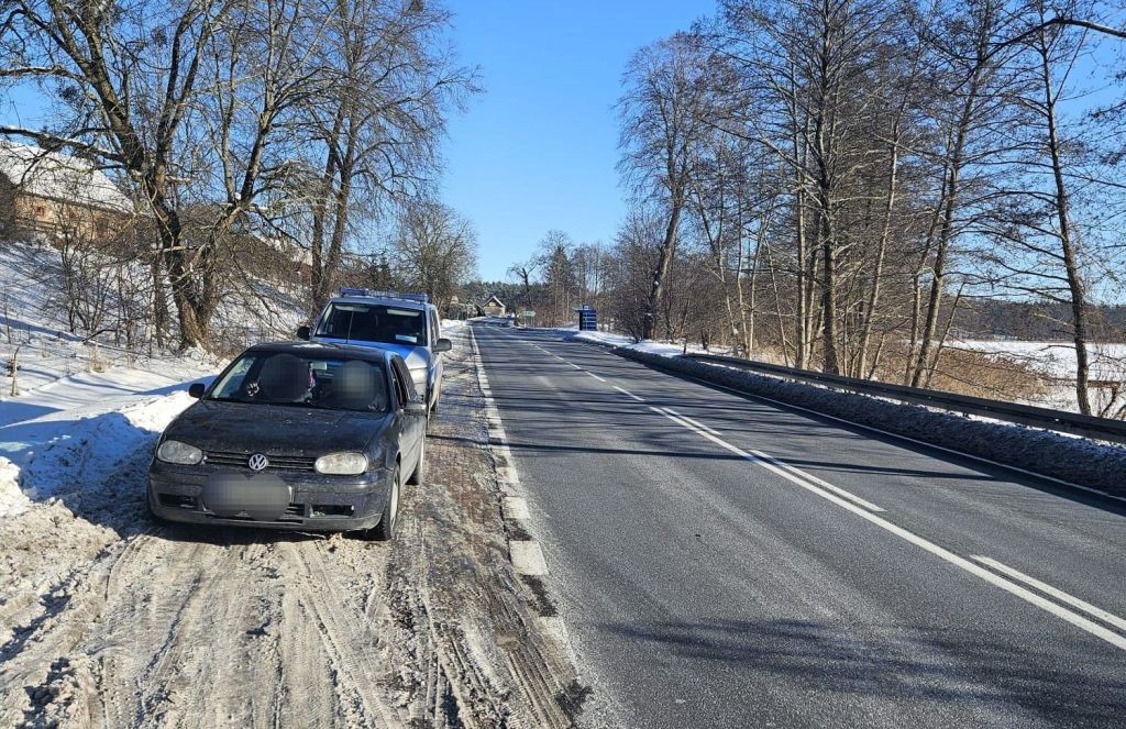 Interwencja w drodze z aresztu. Policjanci z Giżycka zatrzymali kierowcę