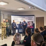 Policjanci spotkali się z uczniami klas mundurowych w Giżycku (4)