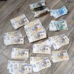 Rozbito grupę handlującą kradzionymi samochodami. Zatrzymano 6 osób   (2)