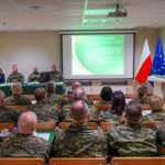 Odprawa w komendzie W-MOSG. Analiza zagrożeń i plan działań