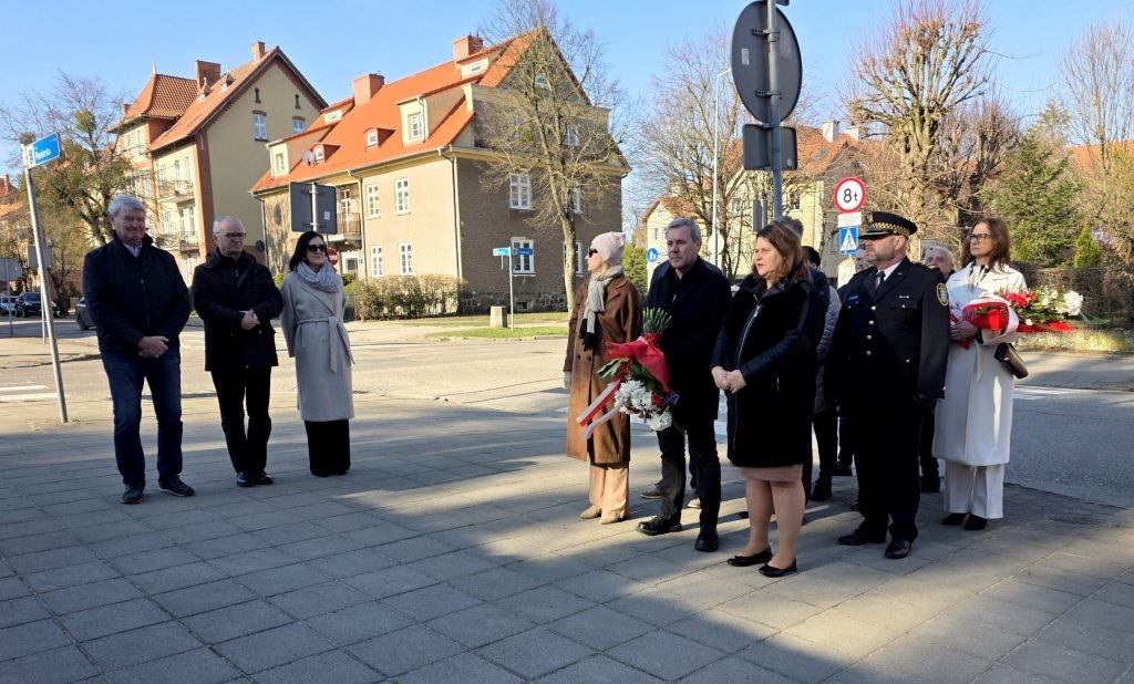 16 lat od tragedii. Giżyccy samorządowcy uczcili pamięć ofiar katastrofy smoleńskiej