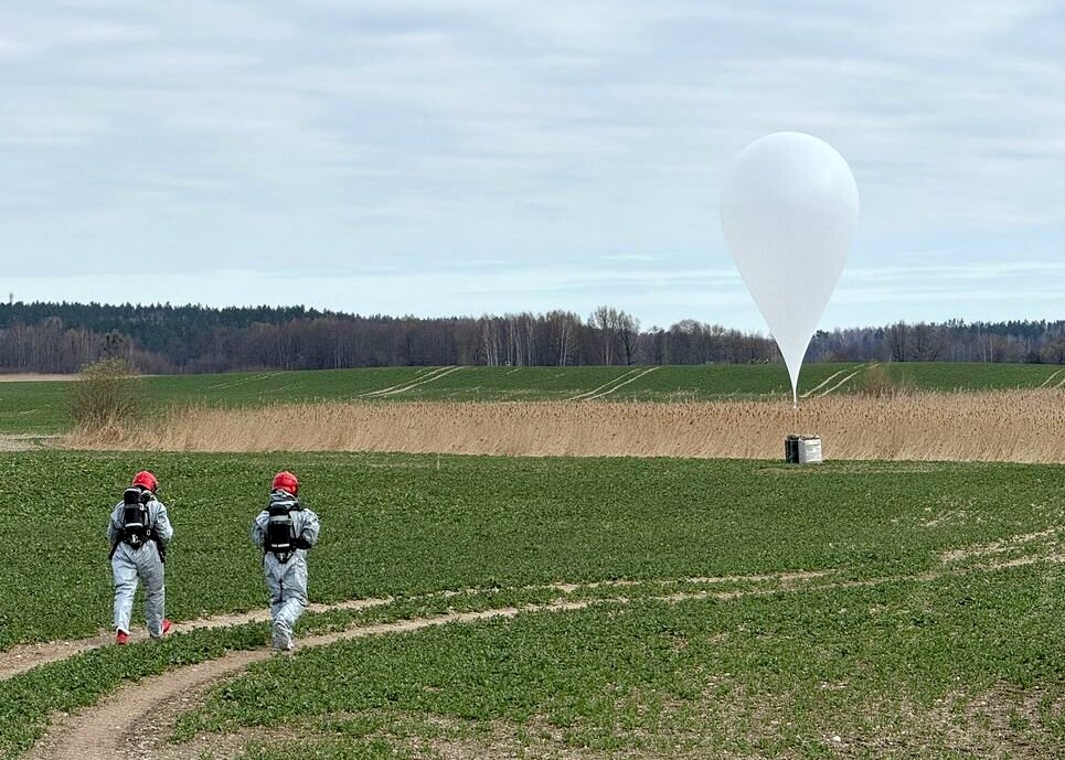 Balony z kontrabandą nad regionem. Policjanci interweniowali także w powiecie giżyckim