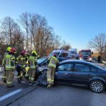 Zderzenie dwóch aut w Staświnach. Jedna osoba trafiła do szpitala (1)