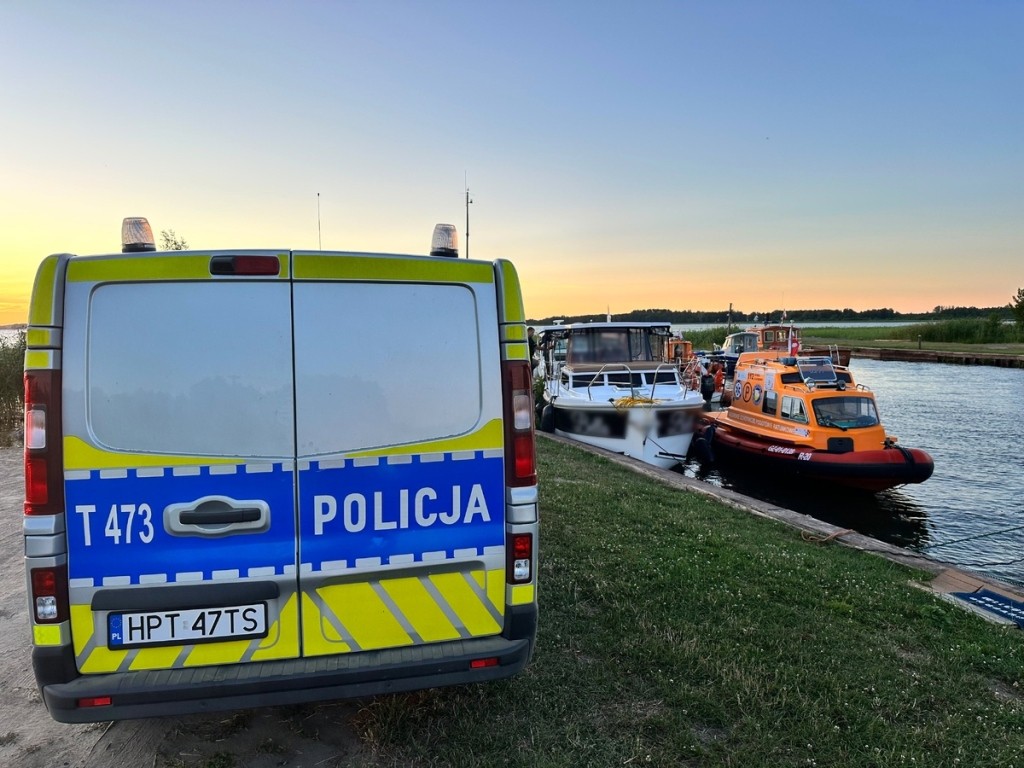 Nietrzeźwy sternik pływał z dziećmi na pokładzie. Miał blisko 2 promile alkoholu