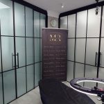 Znasz to miejsce Mona Rouge – Akademia Wydobywania Piękna (2)