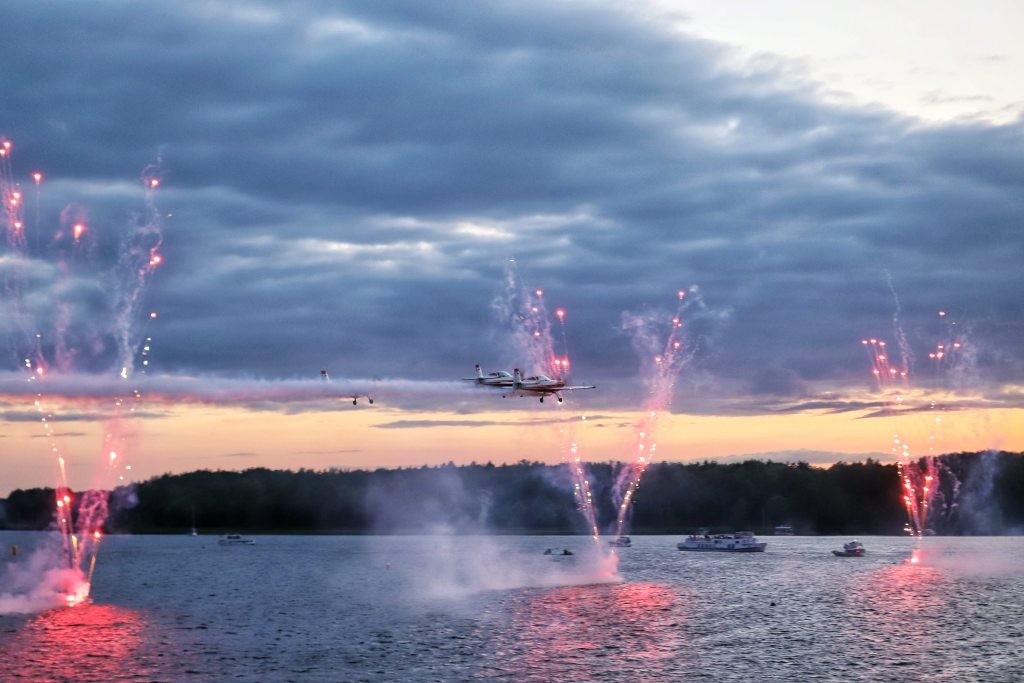 Giżycko Air Show 2026 za nami. Pogoda nie rozpieszczała, ale widzowie nie zawiedli (10)
