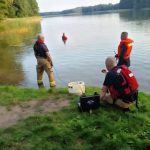 Tragiczny finał poszukiwań na Jeziorze Wydmińskim. Odnaleziono ciało 37-latka (1)