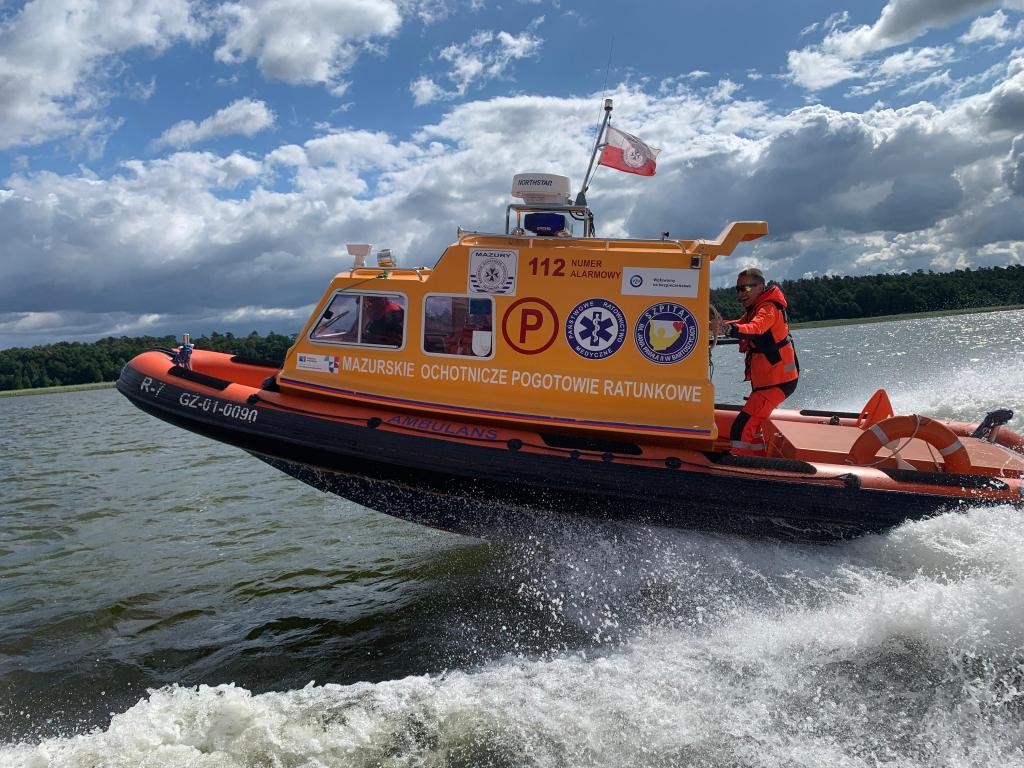 Karetki wodne kończą sezon na Warmii i Mazurach. Ratownicy pomogli 353 osobom