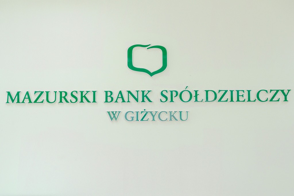 Cyfrowe pieniądze, realne nawyki. Jak nauczyć dziecko mądrze zarządzać pieniędzmi?